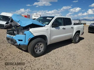 2024 Nissan Frontier PRO-4X with VIN 1N6ED1EK7RN639340, listed as a Copart auction lot 63456404 with 645 mi miles and Salvage Title. Bid and sale history available at carsss.com. Image 1.