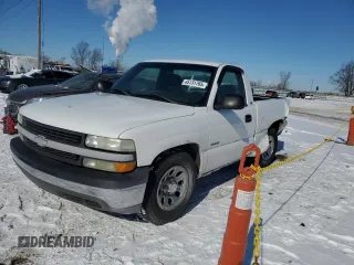 2002 Chevrolet Silverado 1500 with VIN 1GCEC14ZX2Z321070, listed as a Copart auction lot 45131765 with 86,616 mi miles and Salvage Title. Bid and sale history available at carsss.com. Image 1.