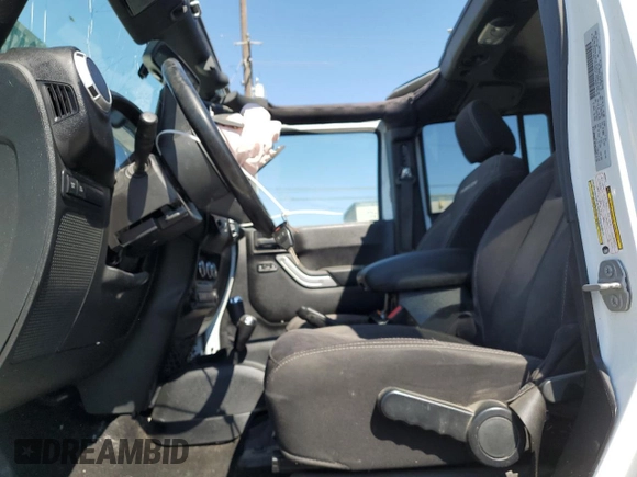 2015 Jeep Wrangler Unlimited Rubicon with VIN 1C4BJWFG6FL585283, listed as a Copart auction lot 81281504 with 0 mi miles and Salvage Title. Bid and sale history available at carsss.com. Image 7.