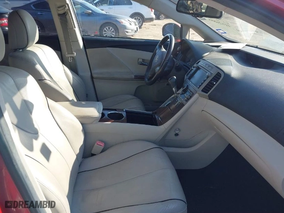 2011 Toyota Venza with VIN 4T3ZK3BB0BU043723, listed as a IAAI auction lot 41626888 with 186,974 mi miles. Bid and sale history available at carsss.com. Image 5.