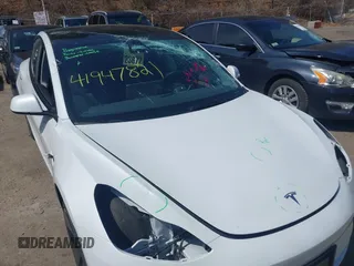 2023 Tesla Model 3 с VIN 5YJ3E1EA4PF570830, выставлен на аукционе IAAI как лот 41947821 с пробегом 52 550 миль миль и . История ставок и продаж доступна на DreamBid. Изображение 6.