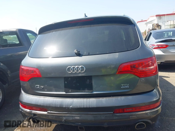 2014 Audi Q7 Premium Plus z VIN WA1LMAFE7ED004521, wystawiony jako IAAI lot #42547695 z przebiegiem 175 219 mil mil oraz . Historia ofert i sprzedaży dostępna na DreamBid. Obrazek 16.