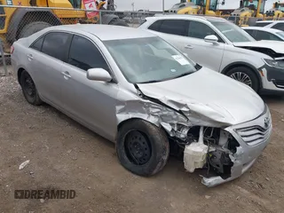 2011 Toyota Camry LE z VIN 4T1BF3EK6BU146820, wystawiony jako IAAI lot #42130693 z przebiegiem 189 524 mil mil oraz . Historia ofert i sprzedaży dostępna na DreamBid. Obrazek 1.