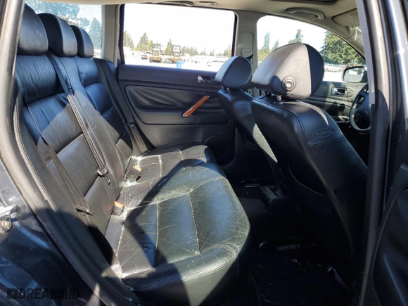 2001 Volkswagen Passat GLS with VIN WVWHH63B01E033953, listed as a Copart auction lot 74086794 with 135,066 mi miles and Salvage Title. Bid and sale history available at carsss.com. Image 11.