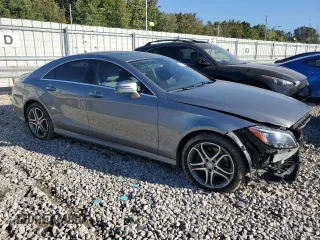 2015 Mercedes-Benz CLS-Class CLS 400 with VIN WDDLJ6FB3FA134063, listed as a Copart auction lot 71047323 with 99,899 mi miles. Bid and sale history available at carsss.com. Image 4.