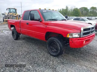 1998 Dodge 1500 with VIN 3B7HF13ZXWG227895, listed as a IAAI auction lot 41928248 with 276,819 mi miles and . Bid and sale history available at DreamBid. Image 1.