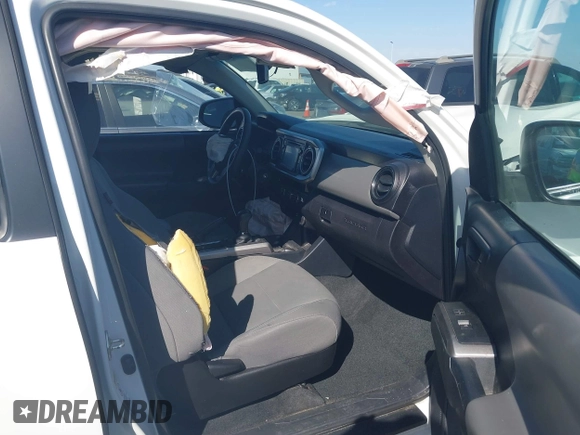 2017 Toyota Tacoma SR5 with VIN 5TFAZ5CN9HX039333, listed as a IAAI auction lot 41701962 with 102,737 mi miles and . Bid and sale history available at carsss.com. Image 5.