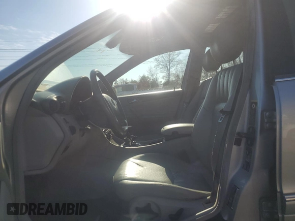 2005 Mercedes-Benz C 240 with VIN WDBRF81J15F604655, listed as a Copart auction lot 82845524 with 168,747 mi miles and Salvage Title. Bid and sale history available at DreamBid. Image 7.