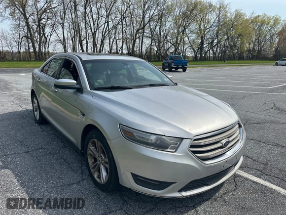 2013 Ford Taurus SEL with VIN 1FAHP2E85DG199414, listed as a Copart auction lot 54572685 with 122,416 mi miles and Clean Title. Bid and sale history available at carsss.com. Image 1.