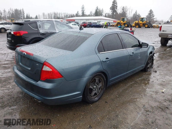 2011 Ford Fusion SE with VIN 3FAHP0HA2BR343753, listed as a IAAI auction lot 41659205 with 110,822 mi miles. Bid and sale history available at carsss.com. Image 4.