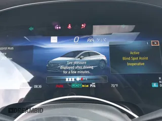 2024 Mercedes-Benz EQE 500 z VIN W1KEG2CB9RF047151, wystawiony jako IAAI lot #42405004 z przebiegiem 17 182 mil mil oraz . Historia ofert i sprzedaży dostępna na DreamBid. Obrazek 15.