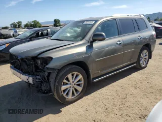 2008 Toyota Highlander z VIN JTEEW41A082015077, wystawiony jako Copart lot #56251945 z przebiegiem 228 715 mil mil oraz Szkoda całkowita • Salvage title. Historia ofert i sprzedaży dostępna na DreamBid. Obrazek 1.
