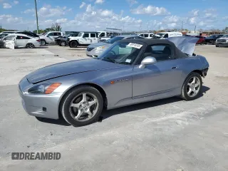 2001 Honda S2000 z VIN JHMAP11451T004597, wystawiony jako Copart lot #50910255 z przebiegiem 71 384 mil mil oraz Szkody całkowita. Historia ofert i sprzedaży dostępna na DreamBid. Obrazek 1.