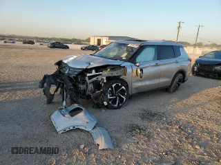 2024 Mitsubishi Outlander SE z VIN JA4J3VA8XRZ037346, wystawiony jako Copart lot #52335345 z przebiegiem Nie podano mil oraz Szkoda całkowita • Salvage title. Historia ofert i sprzedaży dostępna na DreamBid. Obrazek 1.