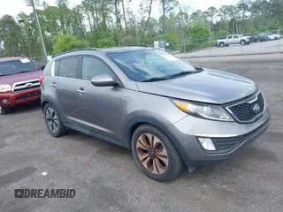 2013 Kia Sportage SX with VIN KNDPCCA62D7506937, listed as a IAAI auction lot 41967245 with 110,151 mi miles and . Bid and sale history available at carsss.com. Image 1.