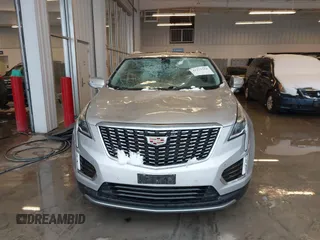 2020 Cadillac XT5 Premium Luxury FWD with VIN 1GYKNCRS5LZ172325, listed as a IAAI auction lot 41275366 with 102,796 mi miles. Bid and sale history available at carsss.com. Image 12.