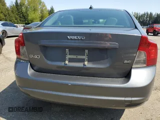 2008 Volvo S40 2.4L with VIN YV1MS390082370200, listed as a Copart auction lot 54405025 with 113,821 mi miles and Salvage Title. Bid and sale history available at carsss.com. Image 6.