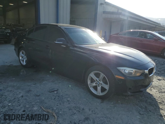 2013 BMW 3 Series 320i with VIN WBA3B1C52DF461964, listed as a Copart auction lot 47527375 with 131,786 mi miles and Salvage Title. Bid and sale history available at carsss.com. Image 4.