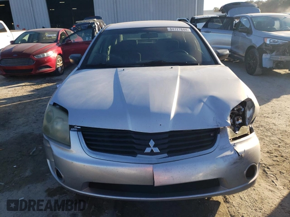 2007 Mitsubishi Galant DE z VIN 4A3AB26FX7E028338, wystawiony jako Copart lot #84727844 z przebiegiem 184 586 mil mil oraz Nie do naprawy • Non repairable. Historia ofert i sprzedaży dostępna na DreamBid. Obrazek 5.