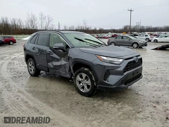 2023 Toyota RAV4 Hybrid XLE with VIN JTMRWRFV0PD200490, listed as a Copart auction lot 47106175 with 17,526 mi miles and Salvage Title. Bid and sale history available at carsss.com. Image 14.