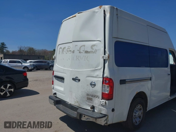 2012 Nissan NV S with VIN 1N6AF0LX6CN101706, listed as a IAAI auction lot 42170199 with 202,482 mi miles. Bid and sale history available at carsss.com. Image 6.