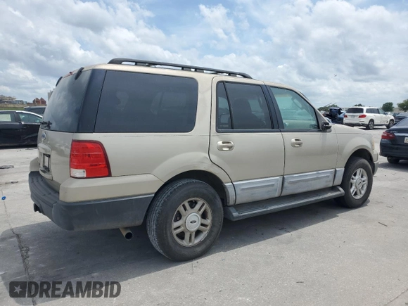 2005 Ford Expedition Special Service with VIN 1FMPU15575LA27789, listed as a Copart auction lot 55074585 with 213,863 mi miles and Salvage title. Bid and sale history available at DreamBid. Image 3.