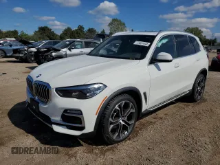 2021 BMW X5 xDrive40i z VIN 5UXCR6C09M9F71460, wystawiony jako Copart lot #73531444 z przebiegiem 26 066 mil mil oraz Szkoda całkowita • Salvage title. Historia ofert i sprzedaży dostępna na DreamBid. Obrazek 1.