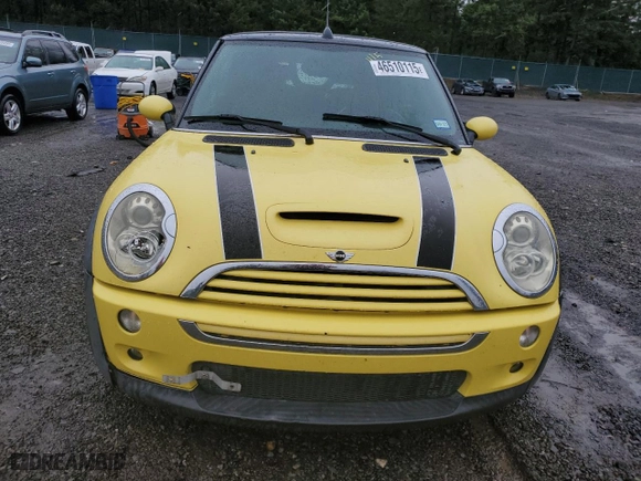 2005 MINI Cooper Convertible S with VIN WMWRH33475TF81762, listed as a Copart auction lot 46510115 with 139,199 mi miles and Salvage Title. Bid and sale history available at carsss.com. Image 5.