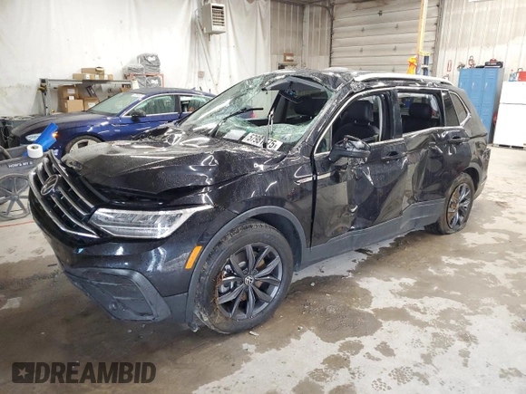 2023 Volkswagen Tiguan SE with VIN 3VVMB7AX3PM021515, listed as a Copart auction lot 57981775 with 23,885 mi miles and Salvage title. Bid and sale history available at DreamBid. Image 1.