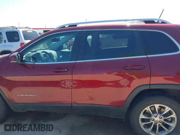 2019 Jeep Cherokee Latitude Plus with VIN 1C4PJMLB5KD257070, listed as a IAAI auction lot 41985941 with 83,079 mi miles. Bid and sale history available at carsss.com. Image 14.