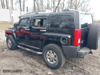 2008 Hummer H3 SUV Luxury with VIN 5GTEN43E188186689, listed as a IAAI auction lot 42053919 with 119,956 mi miles. Bid and sale history available at carsss.com. Image 3.