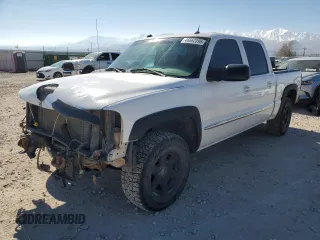 2005 GMC Sierra 1500 SLT z VIN 2GTEK13T151204765, wystawiony jako Copart lot #46662395 z przebiegiem 92 118 mil mil oraz Szkoda całkowita • Salvage title. Historia ofert i sprzedaży dostępna na DreamBid. Obrazek 1.