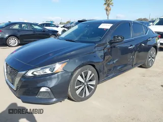 2022 Nissan Altima 2.5 SV with VIN 1N4BL4DV2NN367074, listed as a IAAI auction lot 41936083 with 34,878 mi miles. Bid and sale history available at carsss.com. Image 17.