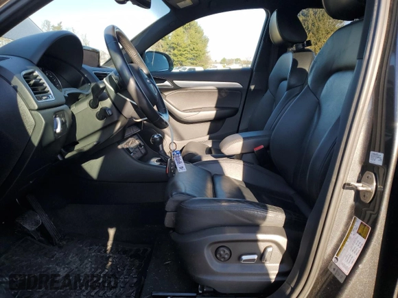2018 Audi Q3 Premium Plus with VIN WA1JCCFS0JR004062, listed as a Copart auction lot 48510765 with 44,158 mi miles and Salvage Title. Bid and sale history available at carsss.com. Image 7.