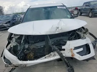 2016 Ford Police Interceptor Utility z VIN 1FM5K8AR9GGC35764, wystawiony jako Copart lot #54386065 z przebiegiem Nie podano mil oraz Szkoda całkowita • Salvage title. Historia ofert i sprzedaży dostępna na DreamBid. Obrazek 14.