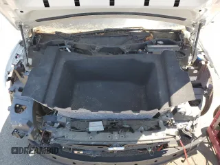 2016 Tesla Model X 70D z VIN 5YJXCAE26GF004233, wystawiony jako Copart lot #58378805 z przebiegiem 90 133 mil mil oraz Szkoda całkowita • Salvage title. Historia ofert i sprzedaży dostępna na DreamBid. Obrazek 11.
