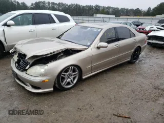 2006 Mercedes-Benz S-Class 4.3L with VIN WDBNG70J36A466395, listed as a Copart auction lot 71346652 with 172,113 mi miles and Salvage Title. Bid and sale history available at carsss.com. Image 2.