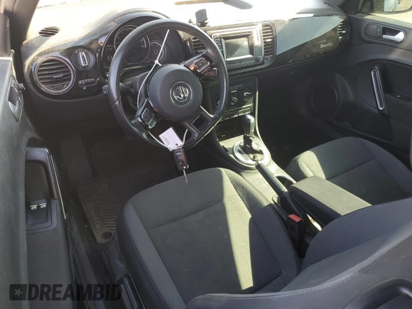 2016 Volkswagen Beetle S с VIN 3VWF07AT3GM606019, выставлен на аукционе Copart как лот 56058815 с пробегом Не указан миль и Списание • Salvage title. История ставок и продаж доступна на DreamBid. Изображение 8.