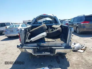 2008 Ford F-150 XLT z VIN 1FTPW14538FC09573, wystawiony jako IAAI lot #41978554 z przebiegiem Nie podano mil oraz . Historia ofert i sprzedaży dostępna na DreamBid. Obrazek 17.