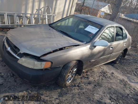 2001 Nissan Altima GXE with VIN 1N4DL01D11C188821, listed as a IAAI auction lot 41703737 with 274,086 mi miles. Bid and sale history available at carsss.com. Image 2.