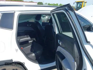 2022 Jeep Compass Latitude with VIN 3C4NJCBB1NT137963, listed as a IAAI auction lot 42027669 with 46,324 mi miles and . Bid and sale history available at DreamBid. Image 8.