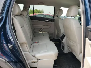 2019 Volkswagen Atlas SE z VIN 1V2DR2CA0KC551357, wystawiony jako Copart lot #58824335 z przebiegiem 84 011 mil mil oraz Czysty tytuł • Clean title. Historia ofert i sprzedaży dostępna na DreamBid. Obrazek 11.