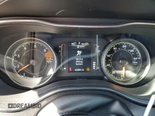 2021 Jeep Cherokee Altitude with VIN 1C4PJLLB8MD237389, listed as a Copart auction lot 48745785 with 62,288 mi miles and Salvage Title. Bid and sale history available at carsss.com. Image 9.