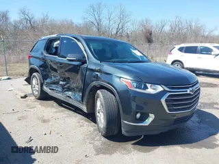 2018 Chevrolet Traverse LT Cloth with VIN 1GNERGKW2JJ158610, listed as a IAAI auction lot 41766502 with 145,200 mi miles. Bid and sale history available at carsss.com. Image 1.