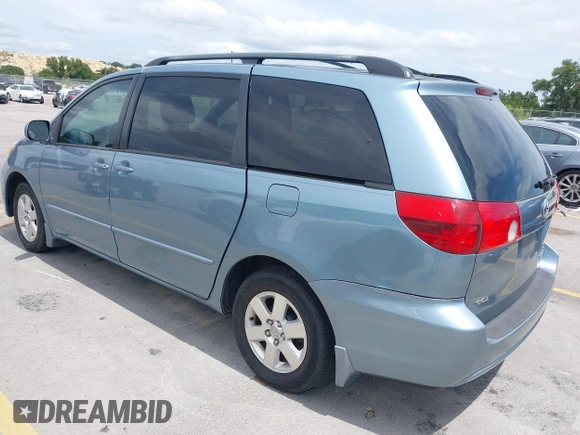 2005 Toyota Sienna XLE with VIN 5TDZA22C65S370140, listed as a IAAI auction lot 42466644 with 254,275 mi miles and . Bid and sale history available at DreamBid. Image 3.
