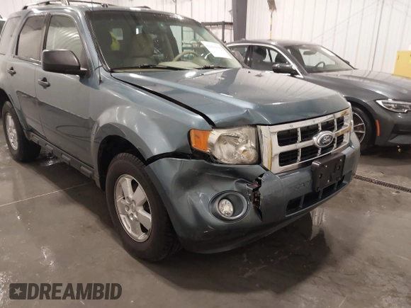 2012 Ford Escape XLT с VIN 1FMCU9DG8CKA67446, выставлен на аукционе IAAI как лот 41823936 с пробегом 105 156 миль миль и . История ставок и продаж доступна на DreamBid. Изображение 6.