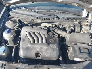 2004 Volkswagen Jetta Sedan GLS with VIN 3VWSA69M64M092875, listed as a IAAI auction lot 41450639 with 143,520 mi miles. Bid and sale history available at carsss.com. Image 10.
