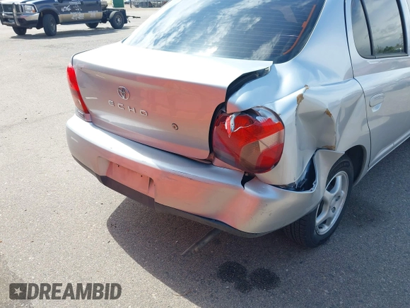 2001 Toyota ECHO with VIN JTDBT123110115169, listed as a IAAI auction lot 42178585 with 80,123 mi miles and . Bid and sale history available at DreamBid. Image 6.