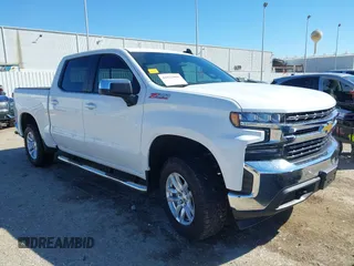 2021 Chevrolet Silverado 1500 LT with VIN 3GCUYDED9MG439695, listed as a IAAI auction lot 41832866 with 43,740 mi miles and . Bid and sale history available at DreamBid. Image 1.
