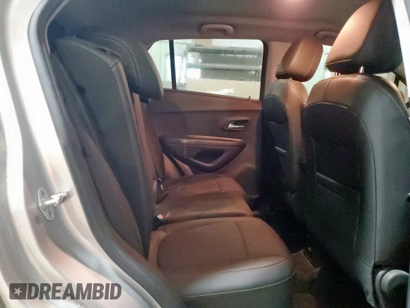 2022 Chevrolet Trax LT with VIN KL7CJPSM8NB557105, listed as a Copart auction lot 55352285 with 22,028 mi miles and Salvage title. Bid and sale history available at DreamBid. Image 11.